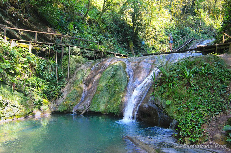 Водопад в урочище 33 водопада