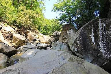 Каменный завал. Аул Тхагапш. Водопад