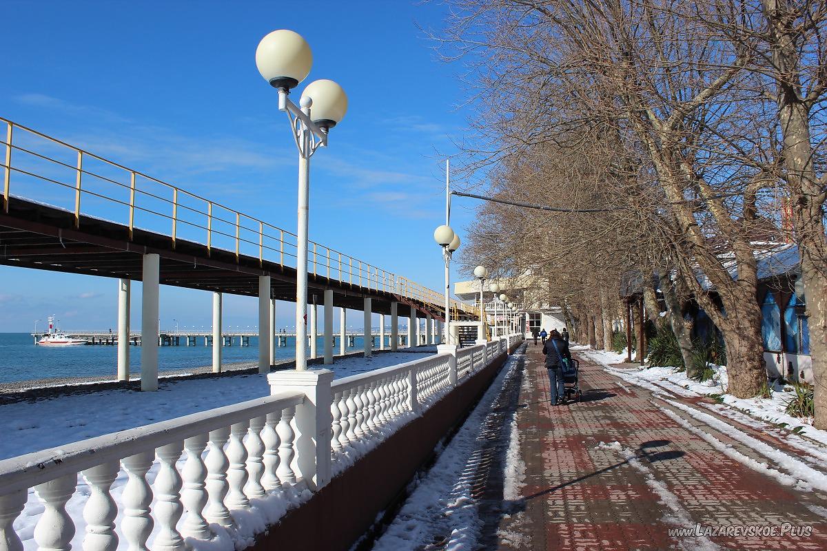 Фото лазаревское море набережная