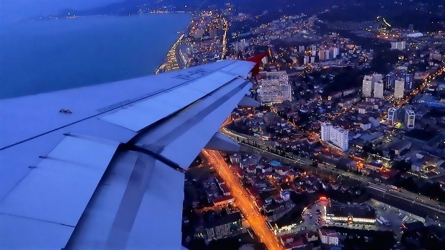 Вечерний взлет из Сочи A320