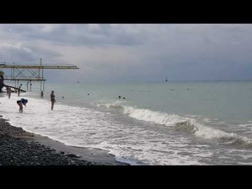 В Сочи смерчи, а в Лазаревском солнце и голубое небо, t +25&deg; 2 сентября 2021