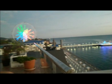 На море. Сентябрь 2022. Сочи. Лазаревское.